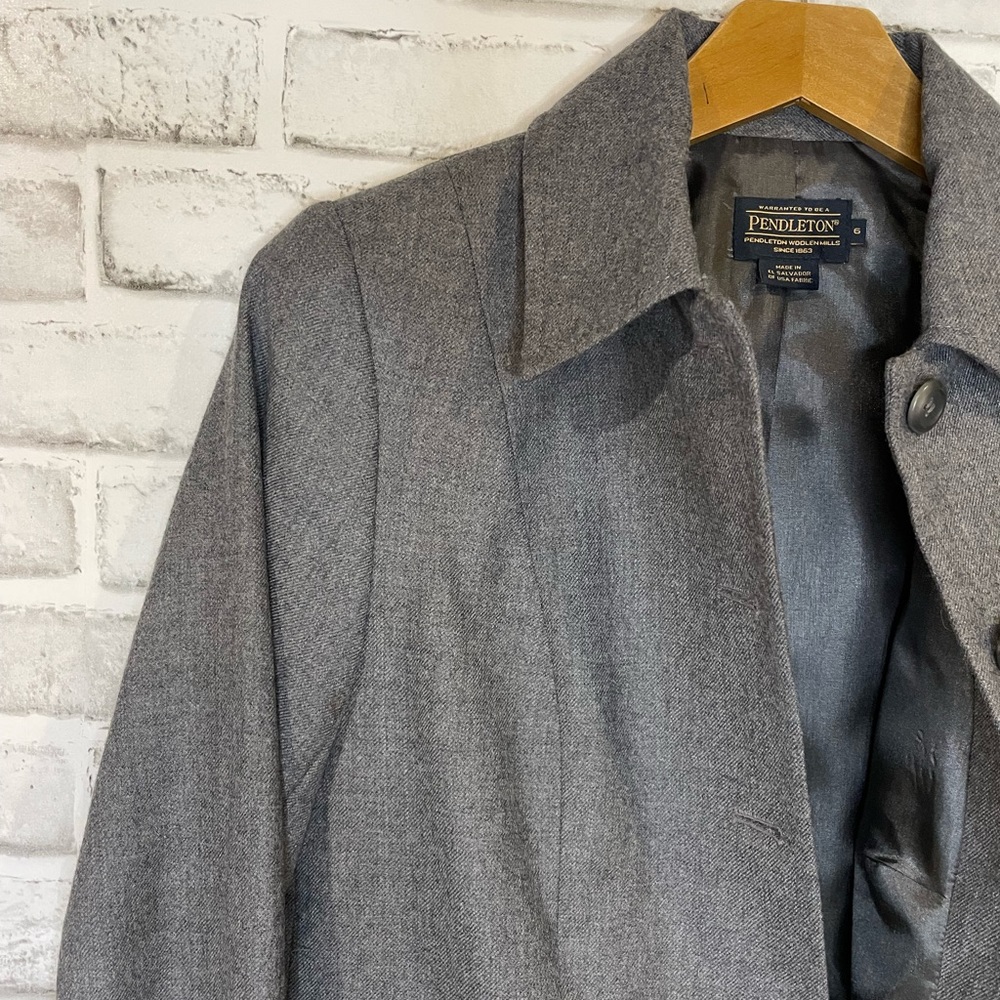 Pendleton Gray Wool Button Front Blazer Womens Ja… - image 2